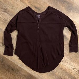 Aritzia’s TNA waffle alder shirt